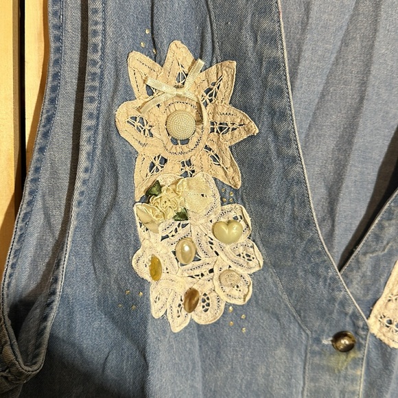 Blue Diamond Vintage 1990s Blue Denim Vest Lace Floral Appliques & Trim Large - Picture 6 of 15